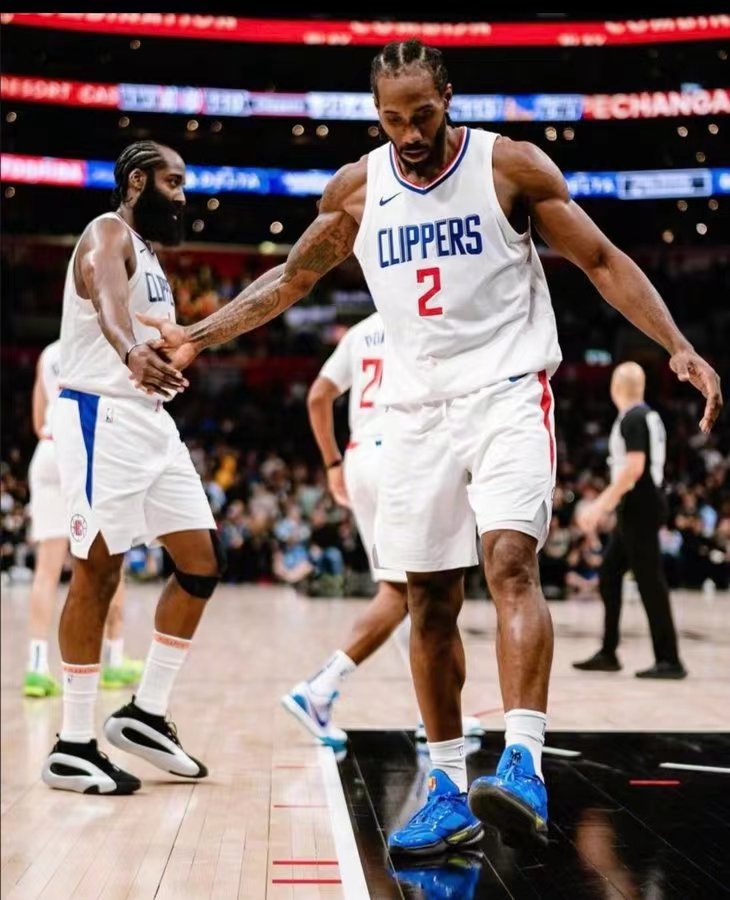 Ustoppelige, Clippers indvarslede ni på hinanden følgende sejre